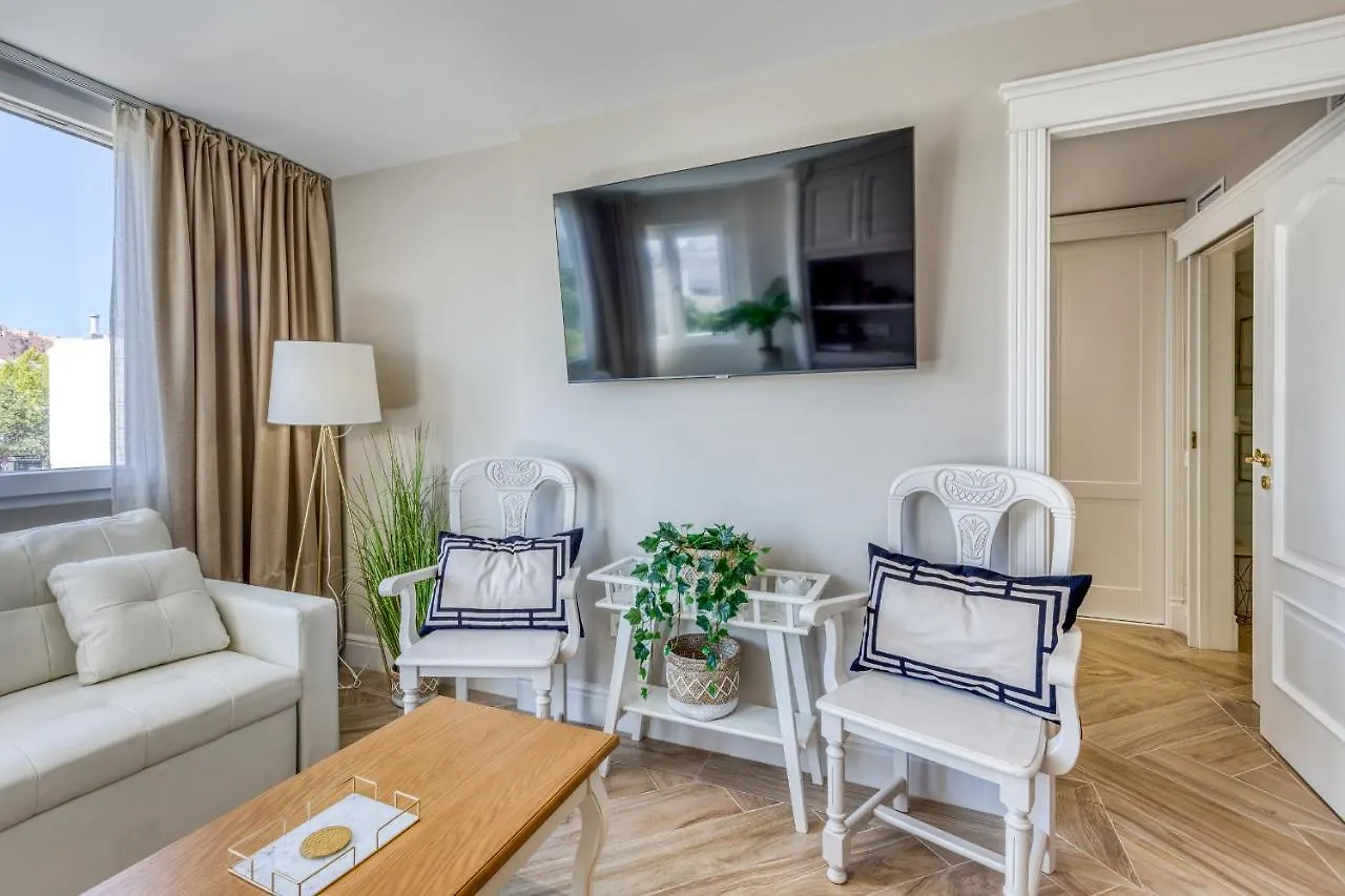 Apartment Hanami Avenida De Espana Classic Estepona